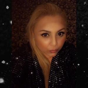 Meet your Posher, Vanessa